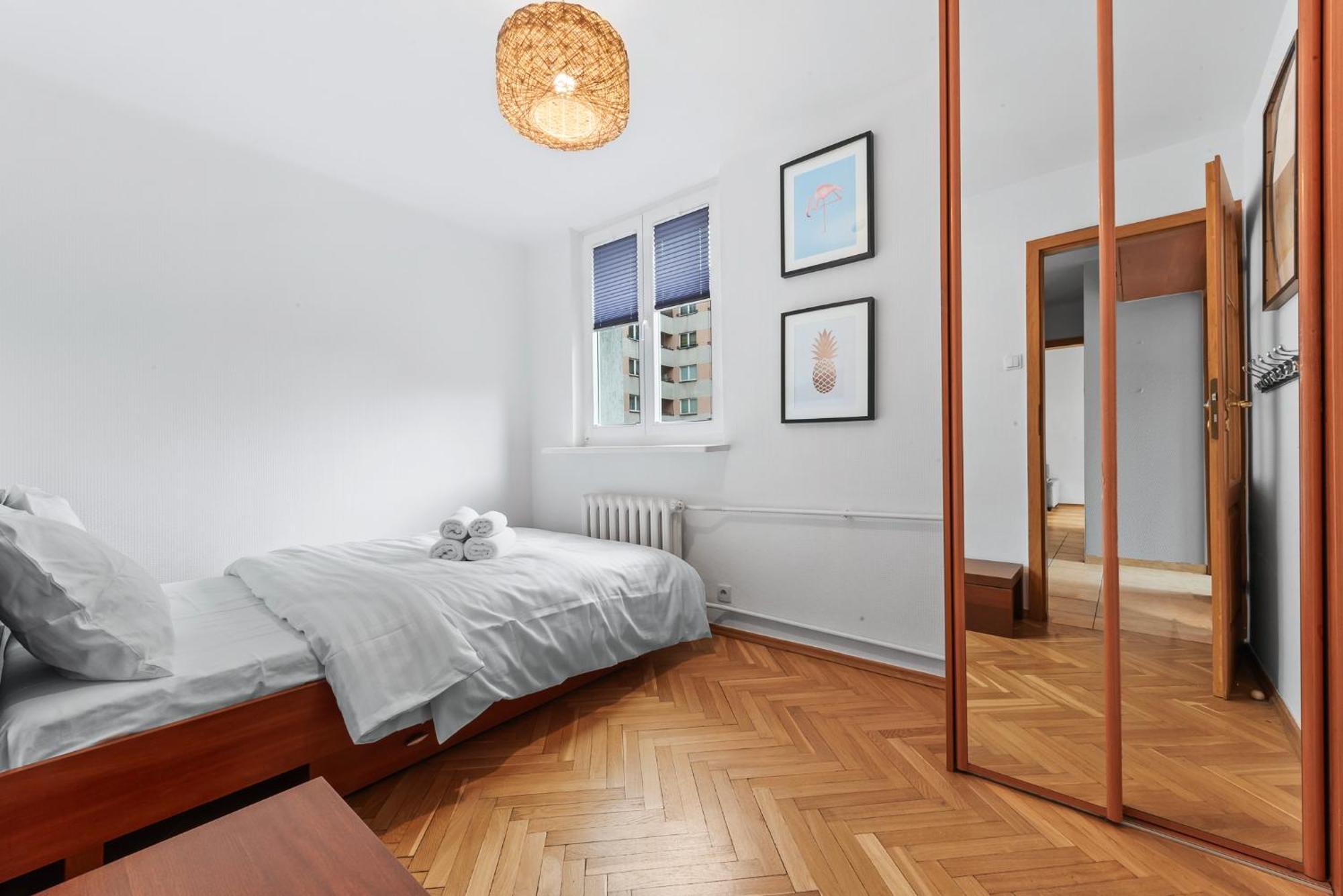 Rentplanet - Mirow Warszawa
